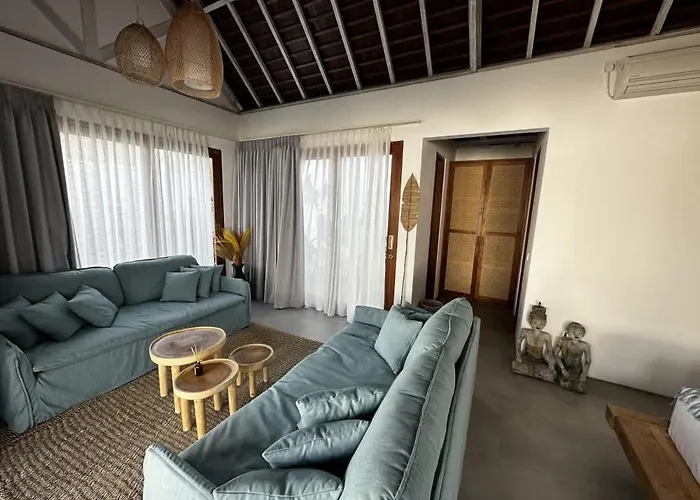 Unique Sula Uluwatu